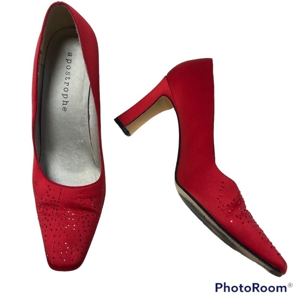 APOSTROPHE RED SATIN FABRIC JEWELED HEELS